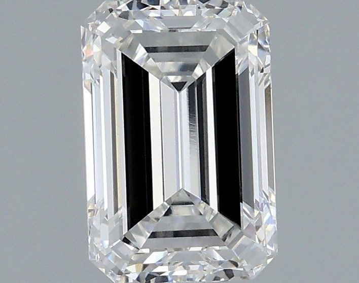 Loose Diamond - EMERALD 2.01ct E VVS2: Loose Diamond - EMERALD 2.01ct E VVS2 Source: This is a real non-mined Diamond that has been grown in a lab Shape: EMERALD Carats: 2.01 Color: E Clarity: VVS2 Certification: IGI Video: Video Link The