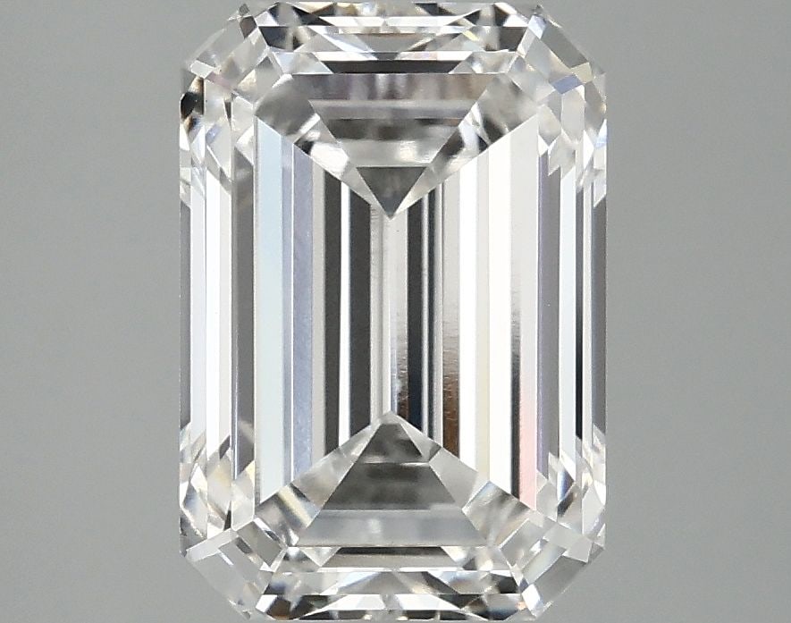 Loose Diamond - EMERALD 3.46ct F VVS2: Loose Diamond - EMERALD 3.46ct F VVS2 Source: This is a real non-mined Diamond that has been grown in a lab Shape: EMERALD Carats: 3.46 Color: F Clarity: VVS2 Certification: IGI Video: Video Link The