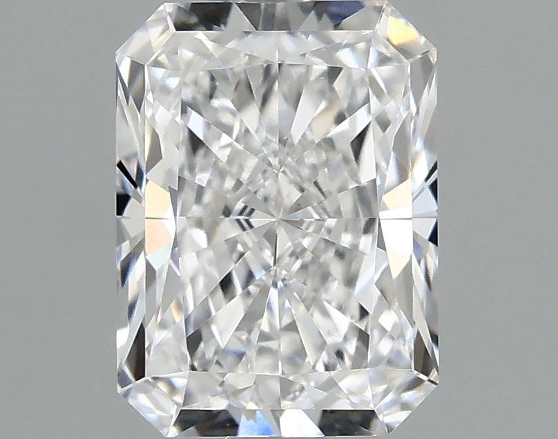 Loose Diamond - RADIANT 1.07ct D VVS2: Loose Diamond - RADIANT 1.07ct D VVS2 Source: This is a real non-mined Diamond that has been grown in a lab Shape: RADIANT Carats: 1.07 Color: D Clarity: VVS2 Certification: IGI Video: