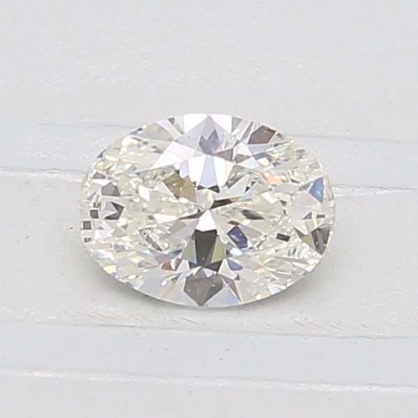 Loose Diamond - OVAL 0.7ct H SI2: Loose Diamond - OVAL 0.7ct H SI2 Source: This is a real non-mined Diamond that has been grown in a lab Shape: OVAL Carats: 0.7 Color: H Clarity: SI2 Certification: IGI Video: