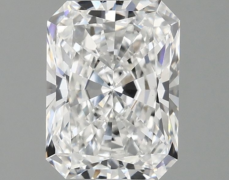 Loose Diamond - RADIANT 2.1ct E VS1: Loose Diamond - RADIANT 2.1ct E VS1 Source: This is a real non-mined Diamond that has been grown in a lab Shape: RADIANT Carats: 2.1 Color: E Clarity: VS1 Certification: IGI Video: