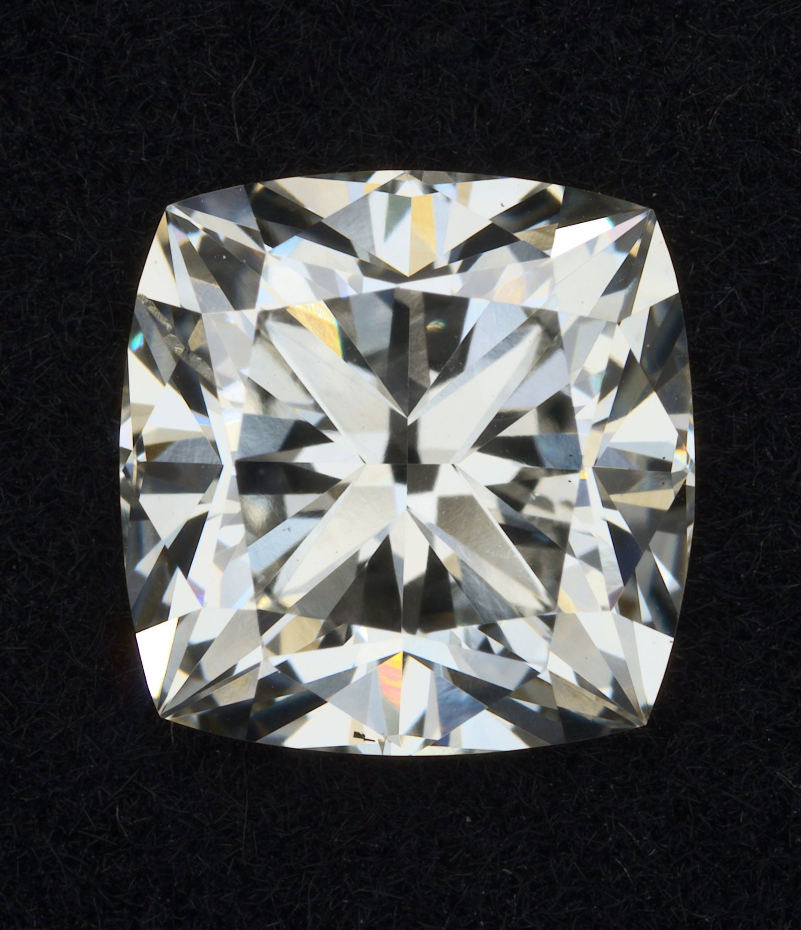 Loose Diamond - CUSHION BRILLIANT 2.1ct K SI1 (1 of 1)
