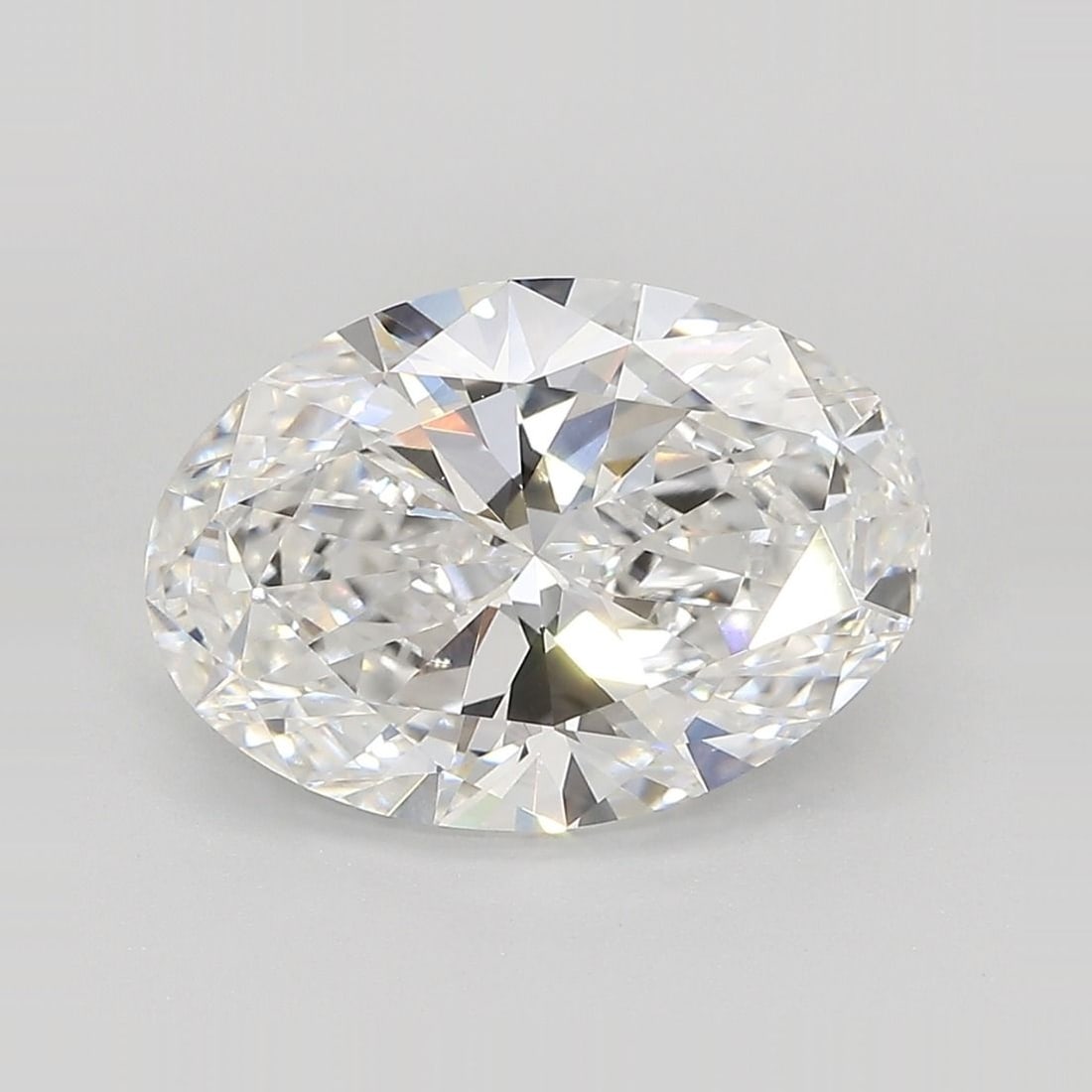Loose Diamond - OVAL 4.05ct E VS1: Loose Diamond - OVAL 4.05ct E VS1 Source: This is a real non-mined Diamond that has been grown in a lab Shape: OVAL Carats: 4.05 Color: E Clarity: VS1 Certification: IGI The Diamond Depot Guarantee: A