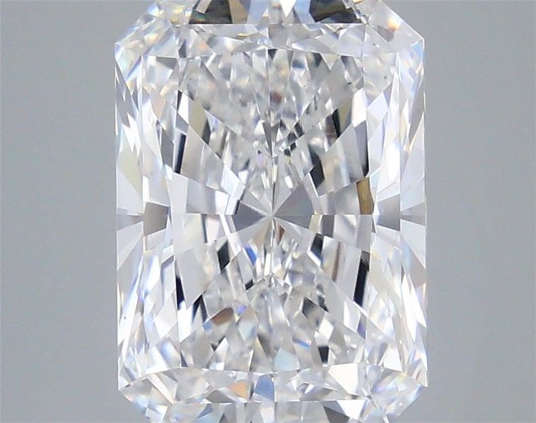 Loose Diamond - RADIANT 4.56ct D VS1: Loose Diamond - RADIANT 4.56ct D VS1 Source: This is a real non-mined Diamond that has been grown in a lab Shape: RADIANT Carats: 4.56 Color: D Clarity: VS1 Certification: IGI Video: Video Link The