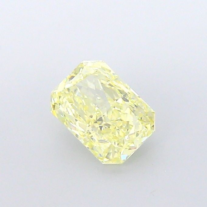 Loose Diamond - RADIANT 3.08ct Fancy Intense Yellow VS1: Loose Diamond - RADIANT 3.08ct Fancy Intense Yellow VS1 Source: This is a real non-mined Diamond that has been grown in a lab Shape: RADIANT Carats: 3.08 Color: Fancy Intense Yellow Certification: IGI
