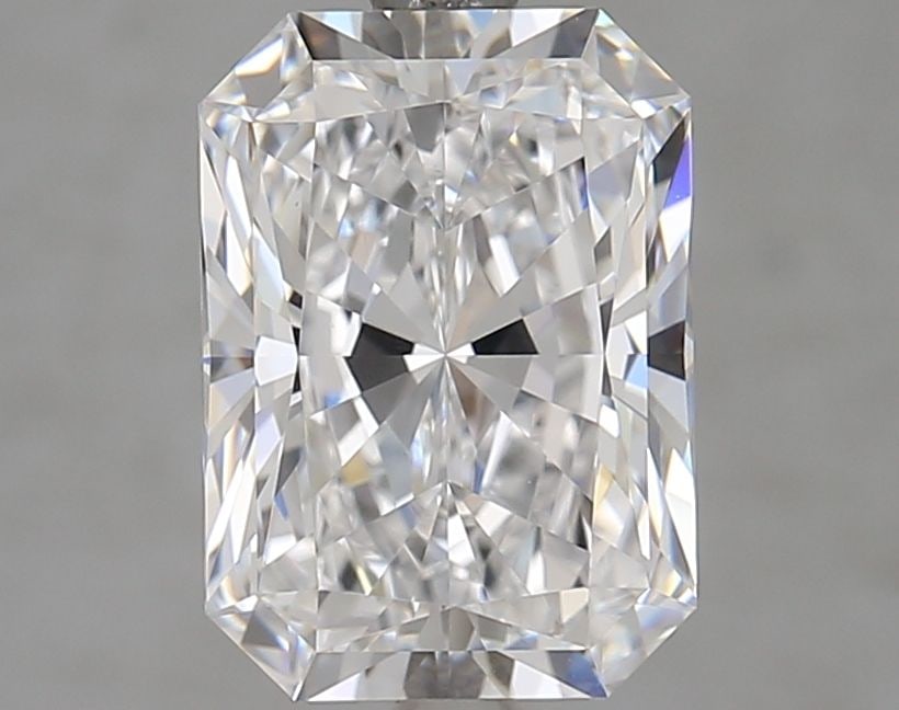 Loose Diamond - RADIANT 3.15ct D VS1: Loose Diamond - RADIANT 3.15ct D VS1 Source: This is a real non-mined Diamond that has been grown in a lab Shape: RADIANT Carats: 3.15 Color: D Clarity: VS1 Certification: GIA Video: Video Link The