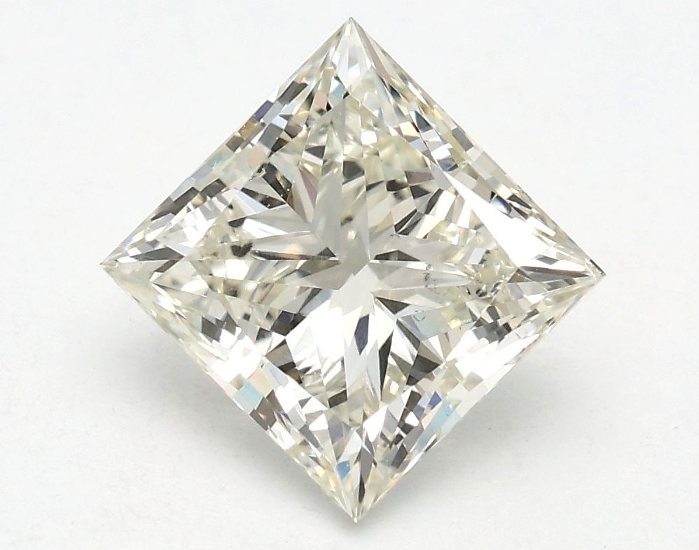 Loose Diamond - PRINCESS 1.81ct J VS2: Loose Diamond - PRINCESS 1.81ct J VS2 Source: This is a real non-mined Diamond that has been grown in a lab Shape: PRINCESS Carats: 1.81 Color: J Clarity: VS2 Certification: IGI Video: Video Link The