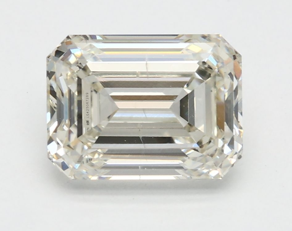 Loose Diamond - EMERALD 2.08ct J SI1: Loose Diamond - EMERALD 2.08ct J SI1 Source: This is a real non-mined Diamond that has been grown in a lab Shape: EMERALD Carats: 2.08 Color: J Clarity: SI1 Certification: IGI Video: