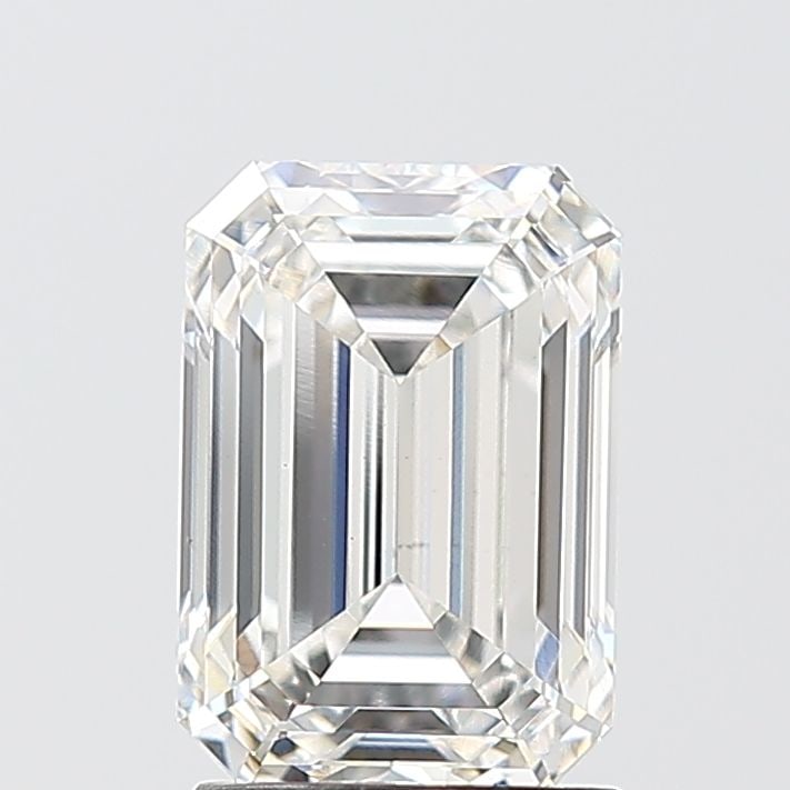 Loose Diamond - EMERALD 2.1ct F VS1: Loose Diamond - EMERALD 2.1ct F VS1 Source: This is a real non-mined Diamond that has been grown in a lab Shape: EMERALD Carats: 2.1 Color: F Clarity: VS1 Certification: IGI Video: