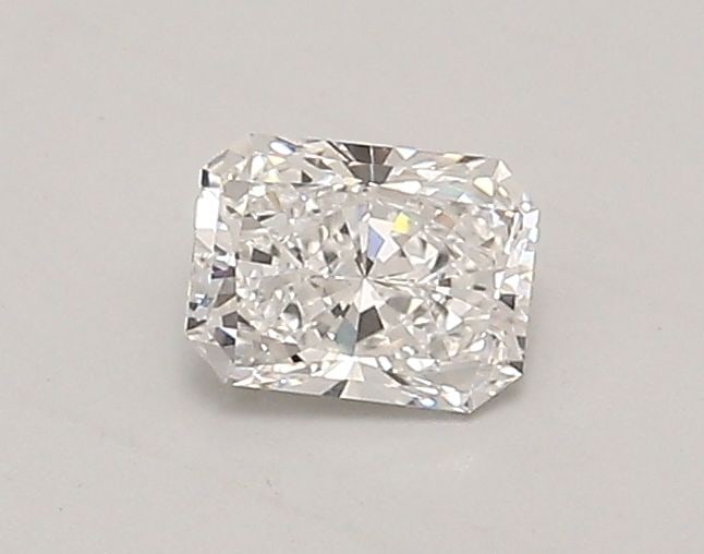 Loose Diamond - RADIANT 0.54ct D VVS2: Loose Diamond - RADIANT 0.54ct D VVS2 Source: This is a real non-mined Diamond that has been grown in a lab Shape: RADIANT Carats: 0.54 Color: D Clarity: VVS2 Certification: IGI Video: Video Link The