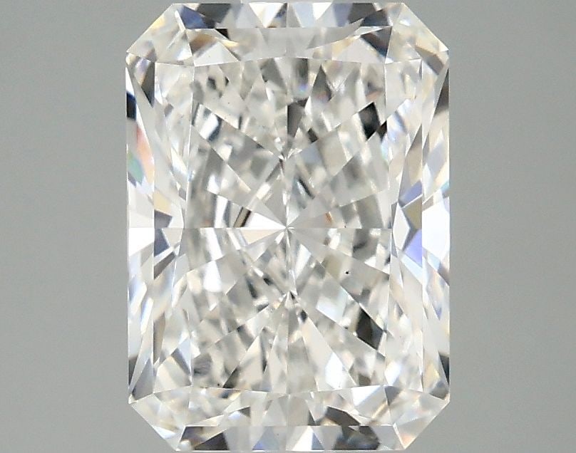 Loose Diamond - RADIANT 2.43ct E VS1: Loose Diamond - RADIANT 2.43ct E VS1 Source: This is a real non-mined Diamond that has been grown in a lab Shape: RADIANT Carats: 2.43 Color: E Clarity: VS1 Certification: IGI Video: