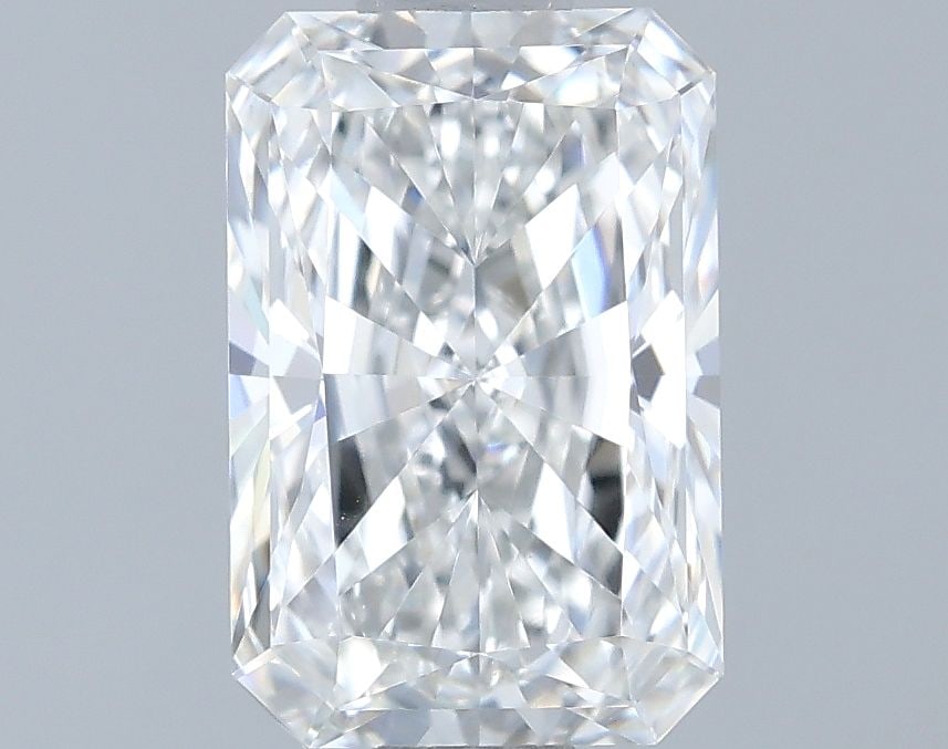 Loose Diamond - RADIANT 1.02ct E VVS2: Loose Diamond - RADIANT 1.02ct E VVS2 Source: This is a real non-mined Diamond that has been grown in a lab Shape: RADIANT Carats: 1.02 Color: E Clarity: VVS2 Certification: IGI Video: