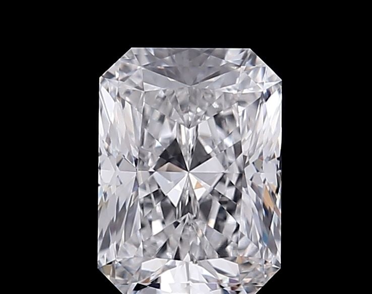 Loose Diamond - RADIANT 1.07ct D VVS2: Loose Diamond - RADIANT 1.07ct D VVS2 Source: This is a real non-mined Diamond that has been grown in a lab Shape: RADIANT Carats: 1.07 Color: D Clarity: VVS2 Certification: NONE Video: