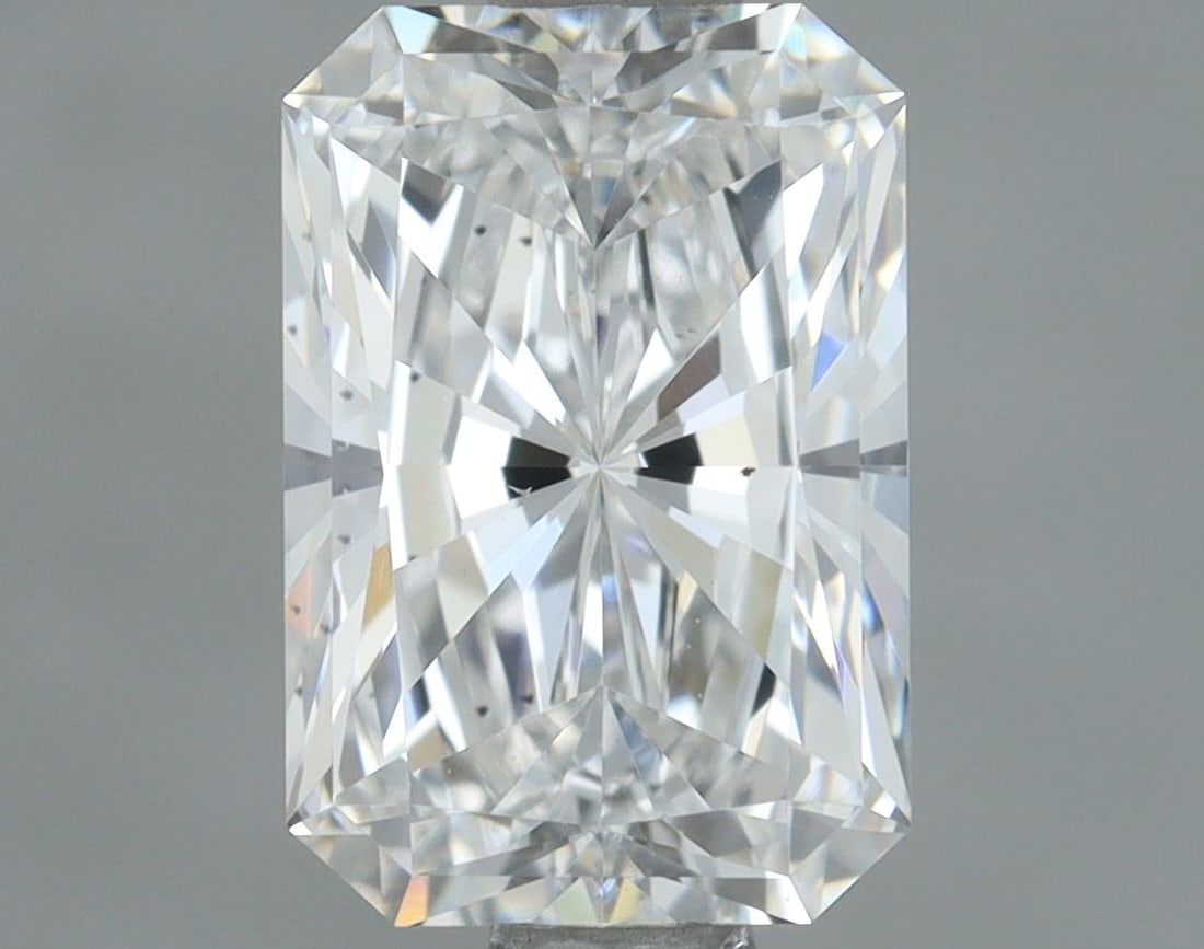 Loose Diamond - RADIANT 1.08ct E VS2: Loose Diamond - RADIANT 1.08ct E VS2 Source: This is a real non-mined Diamond that has been grown in a lab Shape: RADIANT Carats: 1.08 Color: E Clarity: VS2 Certification: IGI Video: