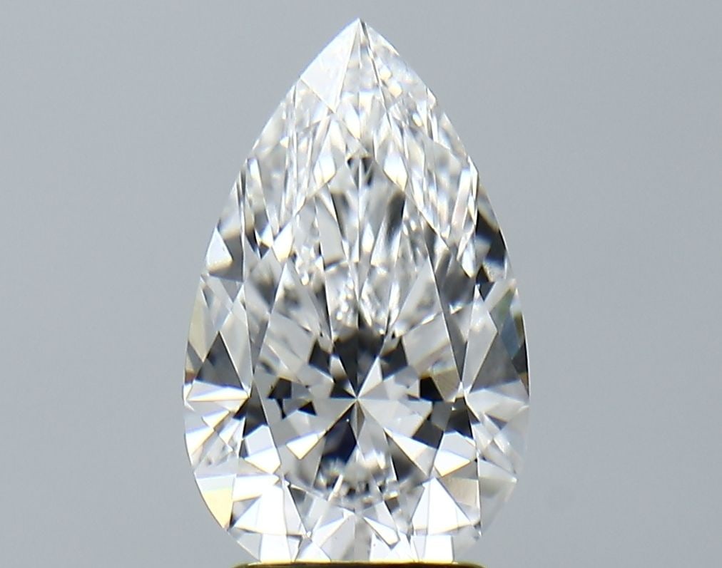 Loose Diamond - PEAR 2.27ct E VS1: Loose Diamond - PEAR 2.27ct E VS1 Source: This is a real non-mined Diamond that has been grown in a lab Shape: PEAR Carats: 2.27 Color: E Clarity: VS1 Certification: IGI Video: