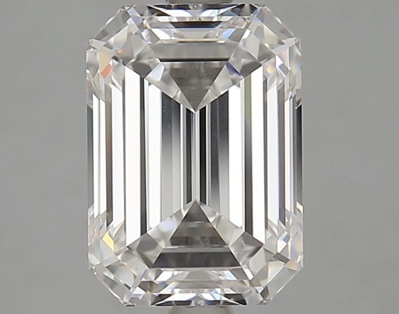 Loose Diamond - EMERALD 3.04ct E VVS2: Loose Diamond - EMERALD 3.04ct E VVS2 Source: This is a real non-mined Diamond that has been grown in a lab Shape: EMERALD Carats: 3.04 Color: E Clarity: VVS2 Certification: GIA Video: