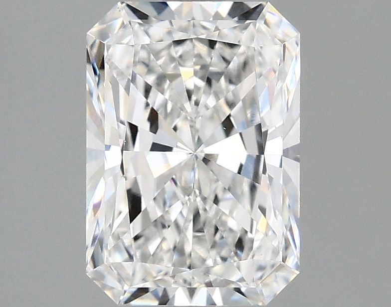 Loose Diamond - RADIANT 2.02ct D VS1: Loose Diamond - RADIANT 2.02ct D VS1 Source: This is a real non-mined Diamond that has been grown in a lab Shape: RADIANT Carats: 2.02 Color: D Clarity: VS1 Certification: IGI Video:
