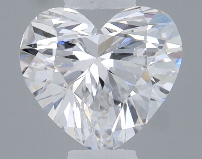 Loose Diamond - HEART 0.5ct D VS1: Loose Diamond - HEART 0.5ct D VS1 Source: This is a real non-mined Diamond that has been grown in a lab Shape: HEART Carats: 0.5 Color: D Clarity: VS1 Certification: IGI Video: