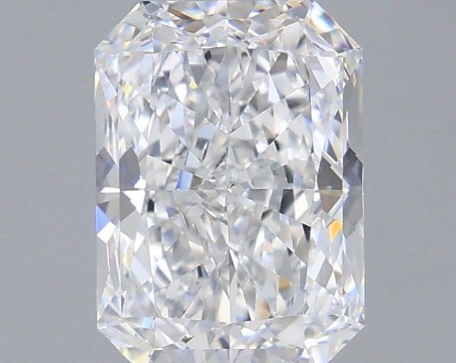 Loose Diamond - RADIANT 1.53ct D VVS1: Loose Diamond - RADIANT 1.53ct D VVS1 Source: This is a real non-mined Diamond that has been grown in a lab Shape: RADIANT Carats: 1.53 Color: D Clarity: VVS1 Certification: IGI Video: