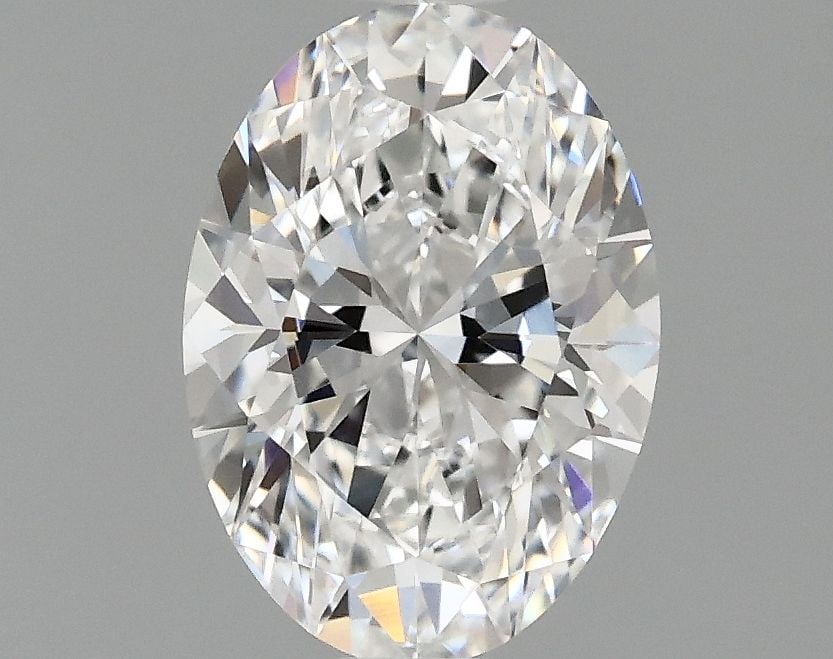Loose Diamond - OVAL 1.01ct E VVS2: Loose Diamond - OVAL 1.01ct E VVS2 Source: This is a real non-mined Diamond that has been grown in a lab Shape: OVAL Carats: 1.01 Color: E Clarity: VVS2 Certification: IGI Video: