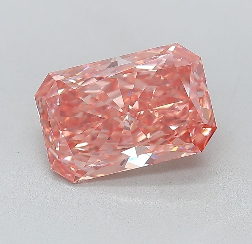 Loose Diamond - RADIANT 2.01ct Fancy Vivid Pink VS1: Loose Diamond - RADIANT 2.01ct Fancy Vivid Pink VS1 Source: This is a real non-mined Diamond that has been grown in a lab Shape: RADIANT Carats: 2.01 Color: Fancy Vivid Pink Certification: IGI Video: