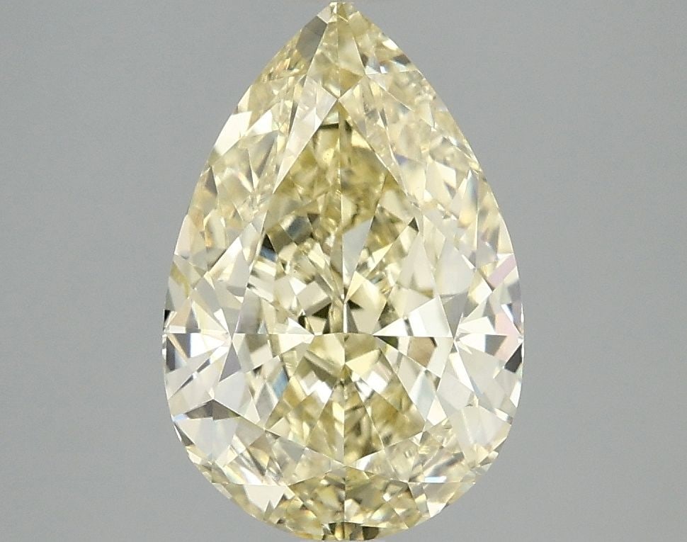 Loose Diamond - PEAR 3.08ct Fancy Yellow VS1: Loose Diamond - PEAR 3.08ct Fancy Yellow VS1 Source: This is a real non-mined Diamond that has been grown in a lab Shape: PEAR Carats: 3.08 Color: Fancy Yellow Certification: IGI Video: