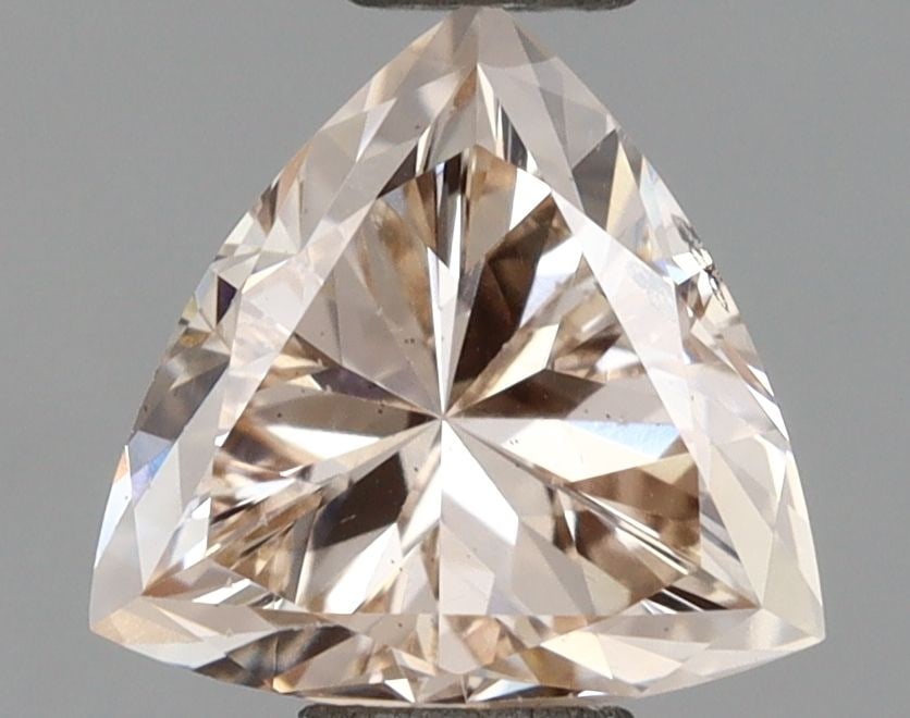 Loose Diamond - TRILLIANT 1.0ct Fancy Vivid Pink VS1: Loose Diamond - TRILLIANT 1.0ct Fancy Vivid Pink VS1 Source: This is a real non-mined Diamond that has been grown in a lab Shape: TRILLIANT Carats: 1.0 Color: Fancy Vivid Pink Certification: NONE Vide