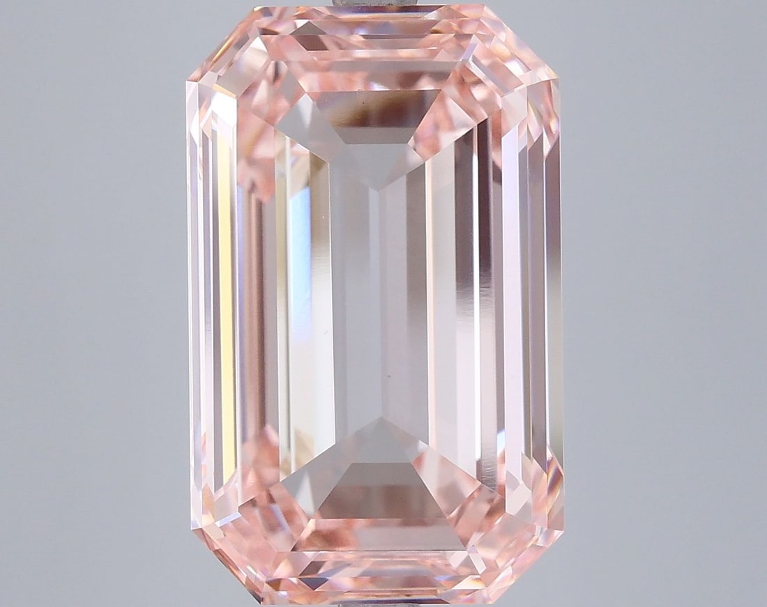 Loose Diamond - EMERALD 9.02ct Fancy Intense Pink VVS2: Loose Diamond - EMERALD 9.02ct Fancy Intense Pink VVS2 Source: This is a real non-mined Diamond that has been grown in a lab Shape: EMERALD Carats: 9.02 Color: Fancy Intense Pink Certification: IGI Vi