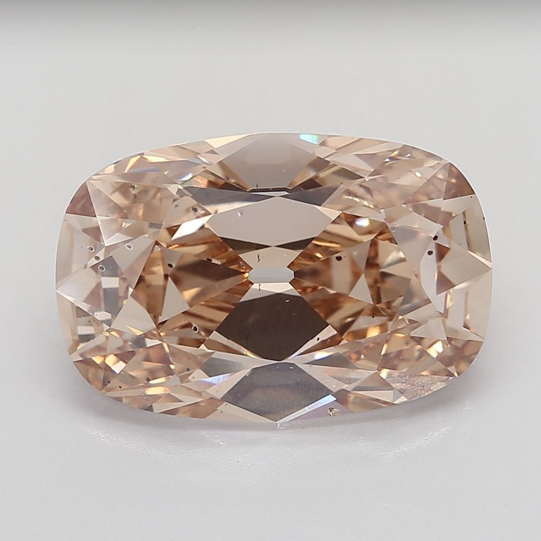 Loose Diamond - OLD MINER 20.05ct Champagne VS2: Loose Diamond - OLD MINER 20.05ct Champagne VS2 Source: This is a real non-mined Diamond that has been grown in a lab Shape: OLD MINER Carats: 20.05 Color: Champagne Certification: NONE Video:
