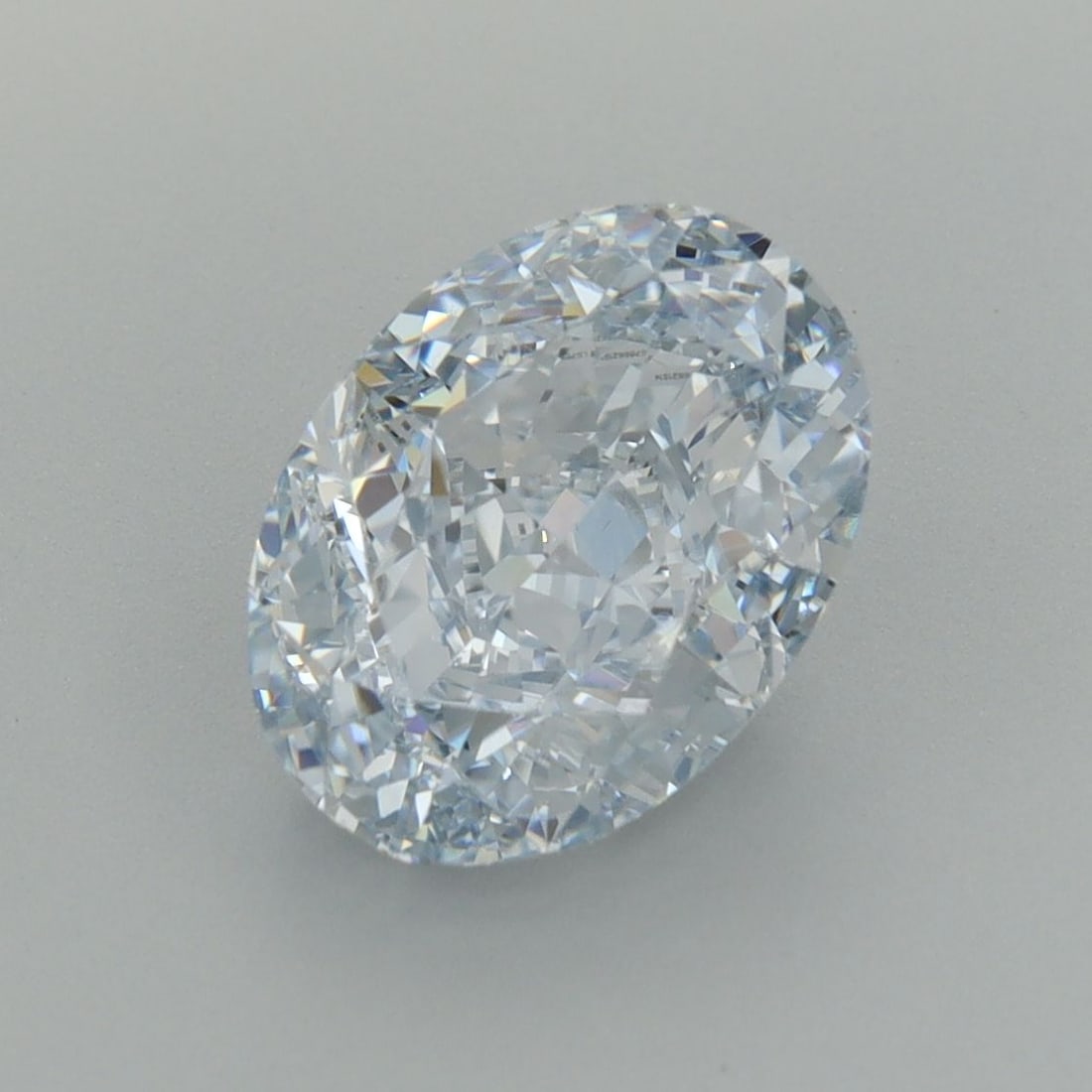 Loose Diamond - OVAL 3.03ct Fancy Light Blue VVS2: Loose Diamond - OVAL 3.03ct Fancy Light Blue VVS2 Source: This is a real non-mined Diamond that has been grown in a lab Shape: OVAL Carats: 3.03 Color: Fancy Light Blue Certification: IGI Video: