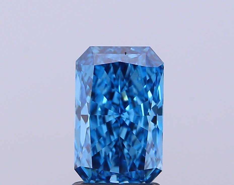 Loose Diamond - RADIANT 1.53ct Fancy Vivid Blue VS1: Loose Diamond - RADIANT 1.53ct Fancy Vivid Blue VS1 Source: This is a real non-mined Diamond that has been grown in a lab Shape: RADIANT Carats: 1.53 Color: Fancy Vivid Blue Certification: IGI Video: