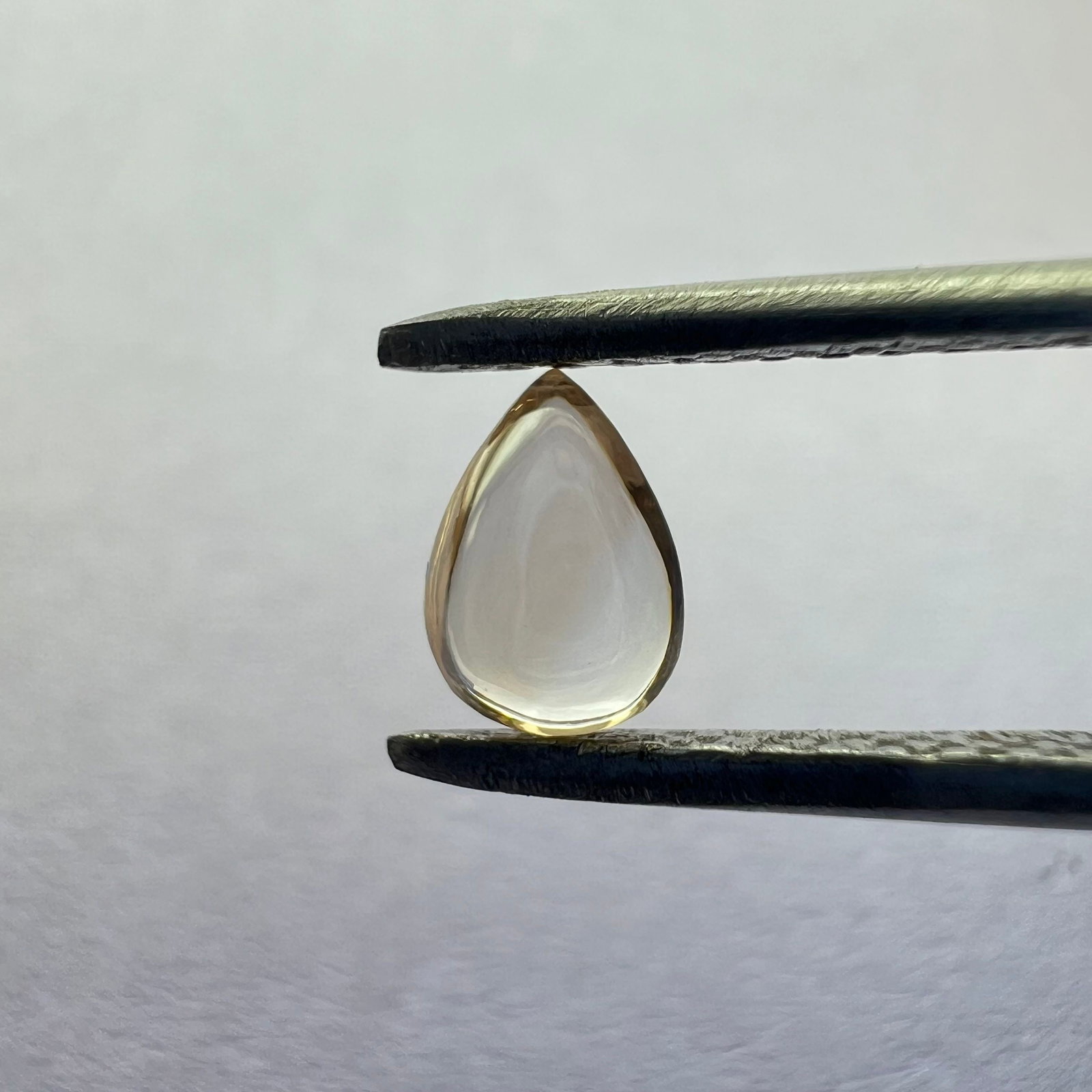 Loose Diamond - PEAR 0.24ct Brown VVS2: Loose Diamond - PEAR 0.24ct Brown VVS2 Source: This is a real non-mined Diamond that has been grown in a lab Shape: PEAR Carats: 0.24 Color: Brown Certification: NONE The Diamond Depot Guarantee: All 