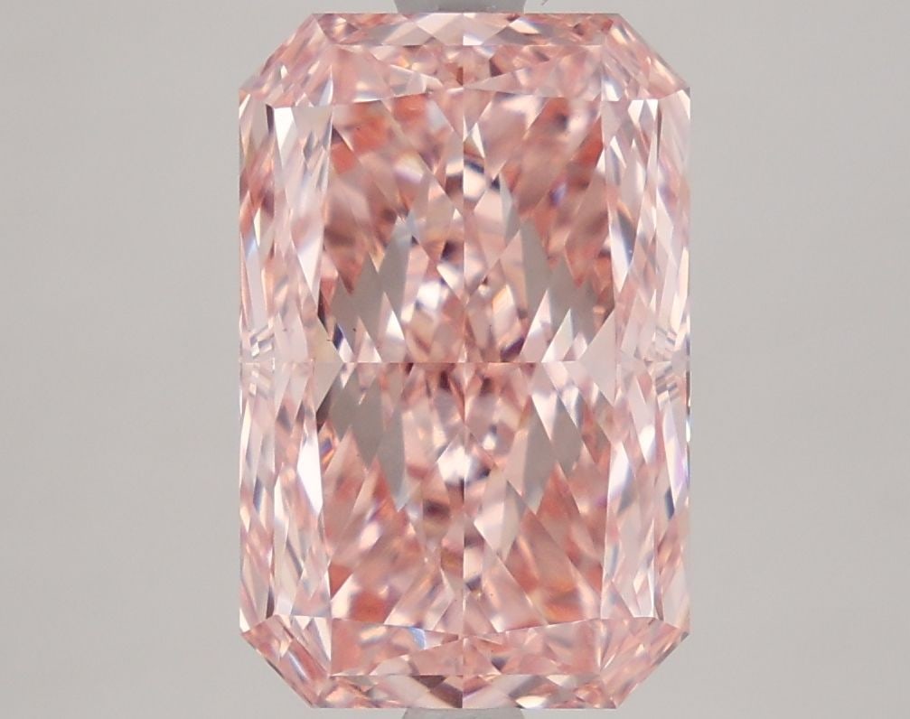 Loose Diamond - RADIANT 4.11ct Fancy Vivid Pink VS1: Loose Diamond - RADIANT 4.11ct Fancy Vivid Pink VS1 Source: This is a real non-mined Diamond that has been grown in a lab Shape: RADIANT Carats: 4.11 Color: Fancy Vivid Pink Certification: IGI Video: