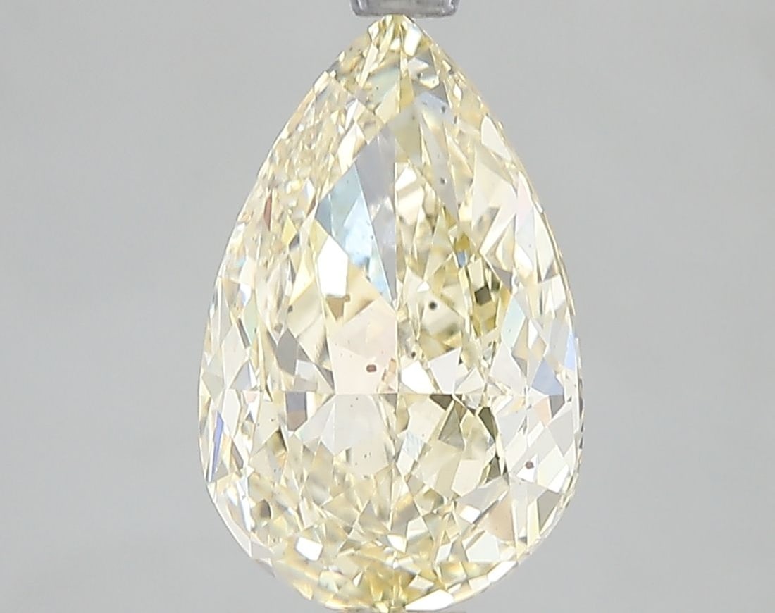 Loose Diamond - PEAR 3.11ct Fancy Intense Yellow SI1: Loose Diamond - PEAR 3.11ct Fancy Intense Yellow SI1 Source: This is a real non-mined Diamond that has been grown in a lab Shape: PEAR Carats: 3.11 Color: Fancy Intense Yellow Certification: IGI Video