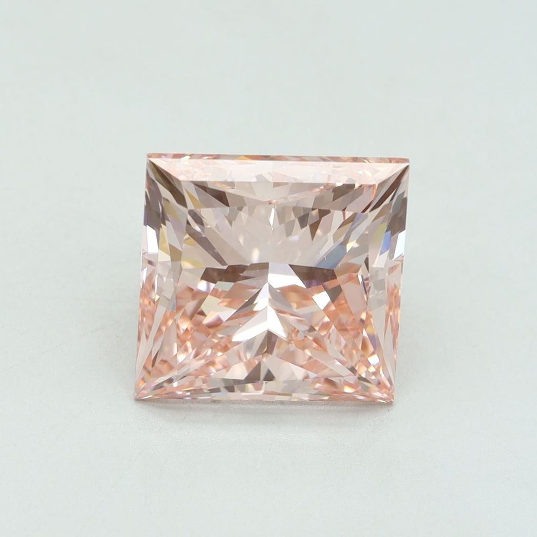 Loose Diamond - PRINCESS 5.0ct Fancy Vivid Pink VS1: Loose Diamond - PRINCESS 5.0ct Fancy Vivid Pink VS1 Source: This is a real non-mined Diamond that has been grown in a lab Shape: PRINCESS Carats: 5.0 Color: Fancy Vivid Pink Certification: IGI Video: