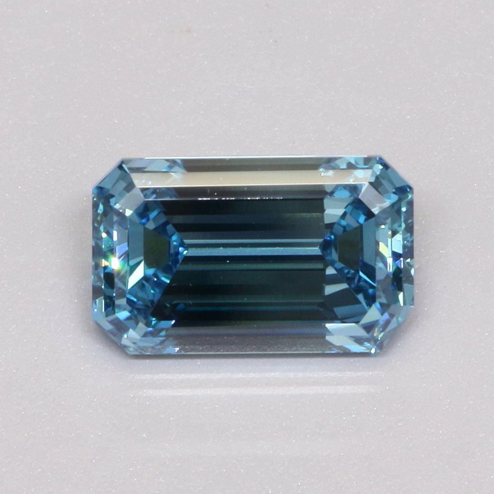 Loose Diamond - EMERALD 1.5ct Fancy Vivid Blue VS1: Loose Diamond - EMERALD 1.5ct Fancy Vivid Blue VS1 Source: This is a real non-mined Diamond that has been grown in a lab Shape: EMERALD Carats: 1.5 Color: Fancy Vivid Blue Certification: IGI Video: