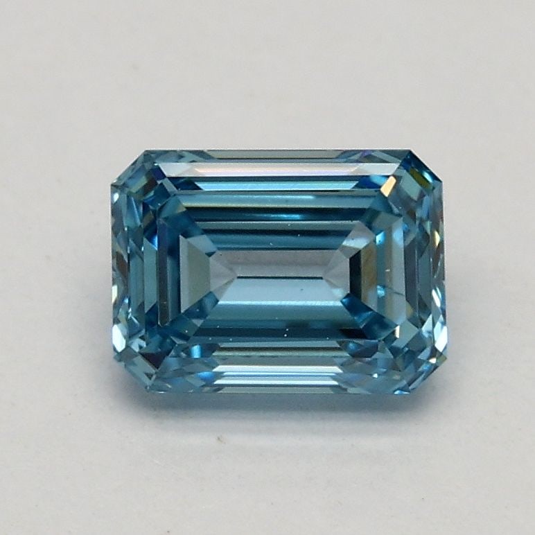 Loose Diamond - EMERALD 0.7ct Fancy Vivid Blue VS2: Loose Diamond - EMERALD 0.7ct Fancy Vivid Blue VS2 Source: This is a real non-mined Diamond that has been grown in a lab Shape: EMERALD Carats: 0.7 Color: Fancy Vivid Blue Certification: IGI Video: