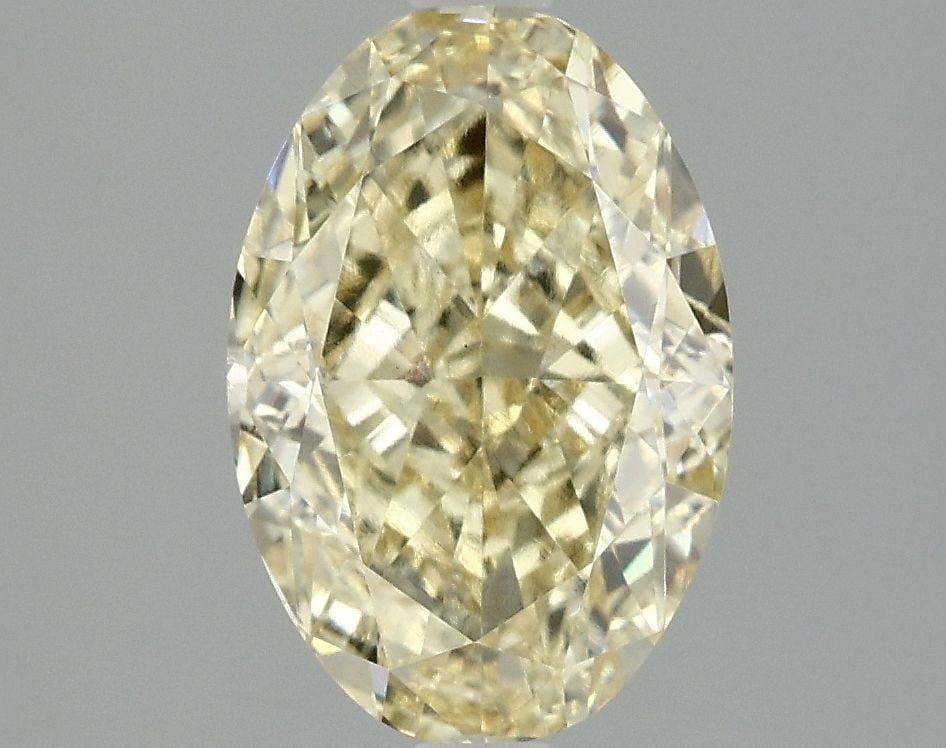 Loose Diamond - OVAL 3.08ct Fancy Intense Yellow VS1: Loose Diamond - OVAL 3.08ct Fancy Intense Yellow VS1 Source: This is a real non-mined Diamond that has been grown in a lab Shape: OVAL Carats: 3.08 Color: Fancy Intense Yellow Certification: IGI Video