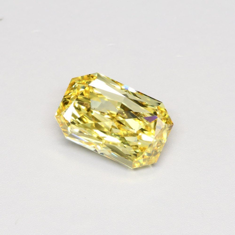 Loose Diamond - RADIANT 5.06ct Fancy Vivid Yellow VS1 (1 of 1)