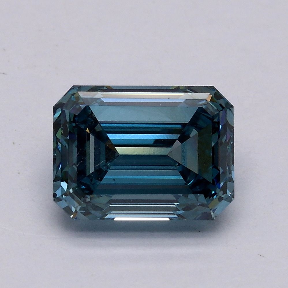 Loose Diamond - EMERALD 1.69ct Fancy Intense Blue VS1: Loose Diamond - EMERALD 1.69ct Fancy Intense Blue VS1 Source: This is a real non-mined Diamond that has been grown in a lab Shape: EMERALD Carats: 1.69 Color: Fancy Intense Blue Certification: IGI Vid