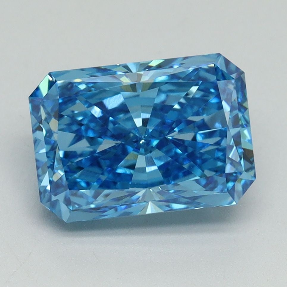 Loose Diamond - RADIANT 3.15ct Fancy Vivid Blue VVS2: Loose Diamond - RADIANT 3.15ct Fancy Vivid Blue VVS2 Source: This is a real non-mined Diamond that has been grown in a lab Shape: RADIANT Carats: 3.15 Color: Fancy Vivid Blue Certification: IGI Video: