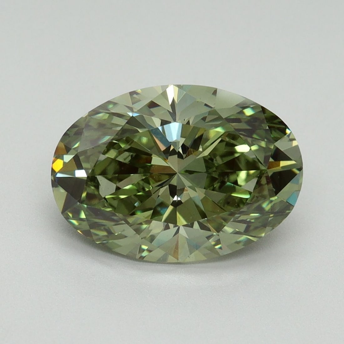 Loose Diamond - OVAL 3.05ct Fancy Vivid Green VS2: Loose Diamond - OVAL 3.05ct Fancy Vivid Green VS2 Source: This is a real non-mined Diamond that has been grown in a lab Shape: OVAL Carats: 3.05 Color: Fancy Vivid Green Certification: IGI Video: