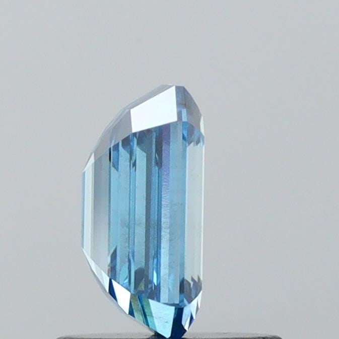 Loose Diamond - EMERALD 0.76ct Fancy Vivid Blue SI1: Loose Diamond - EMERALD 0.76ct Fancy Vivid Blue SI1 Source: This is a real non-mined Diamond that has been grown in a lab Shape: EMERALD Carats: 0.76 Color: Fancy Vivid Blue Certification: IGI Video:
