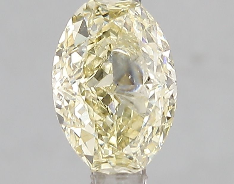 Loose Diamond - OVAL 1.51ct Fancy Intense Yellow VS2: Loose Diamond - OVAL 1.51ct Fancy Intense Yellow VS2 Source: This is a real non-mined Diamond that has been grown in a lab Shape: OVAL Carats: 1.51 Color: Fancy Intense Yellow Certification: IGI Video