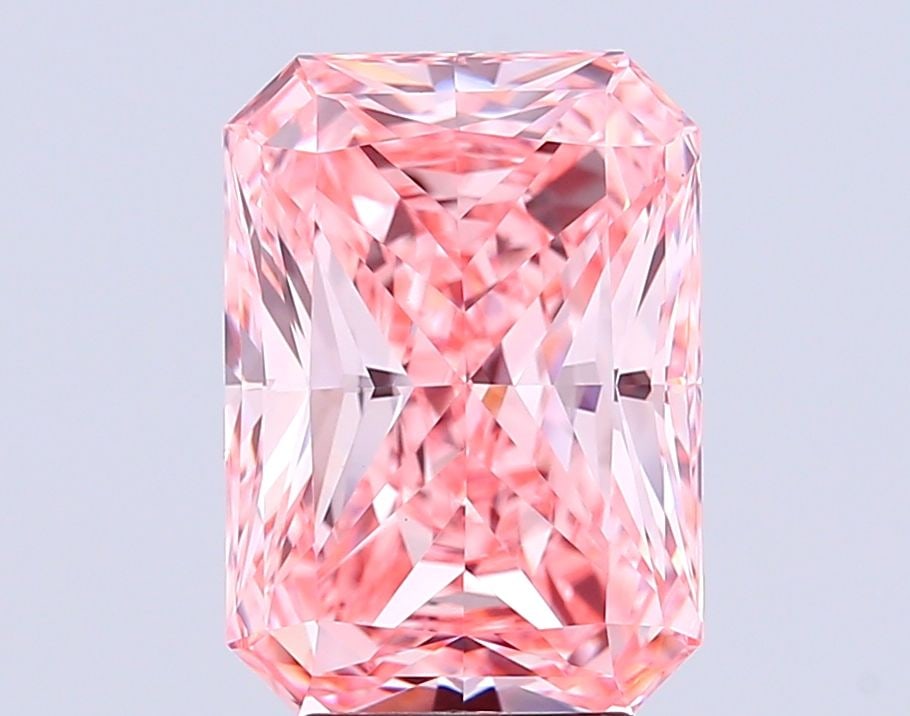 Loose Diamond - RADIANT 4.52ct Fancy Vivid Pink VVS2: Loose Diamond - RADIANT 4.52ct Fancy Vivid Pink VVS2 Source: This is a real non-mined Diamond that has been grown in a lab Shape: RADIANT Carats: 4.52 Color: Fancy Vivid Pink Certification: IGI The Di