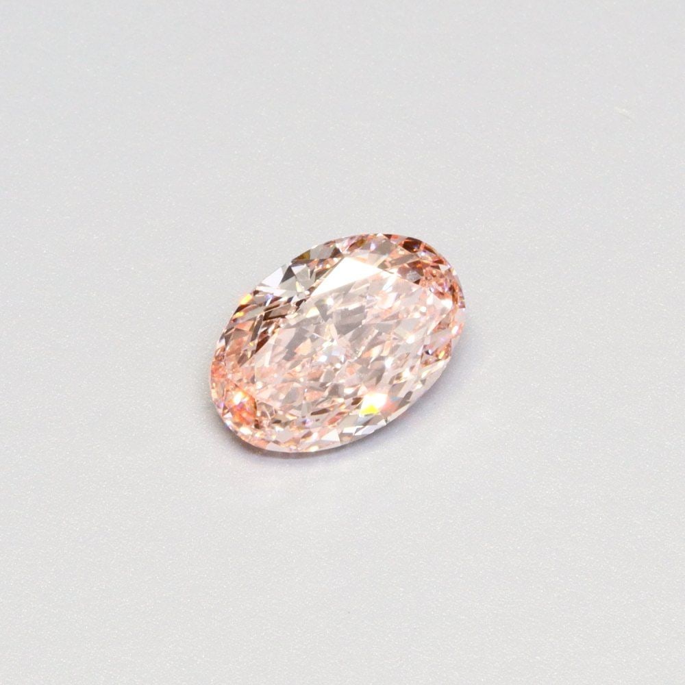 Loose Diamond - OVAL 2.08ct Fancy Vivid Pink VS1: Loose Diamond - OVAL 2.08ct Fancy Vivid Pink VS1 Source: This is a real non-mined Diamond that has been grown in a lab Shape: OVAL Carats: 2.08 Color: Fancy Vivid Pink Certification: IGI Video: