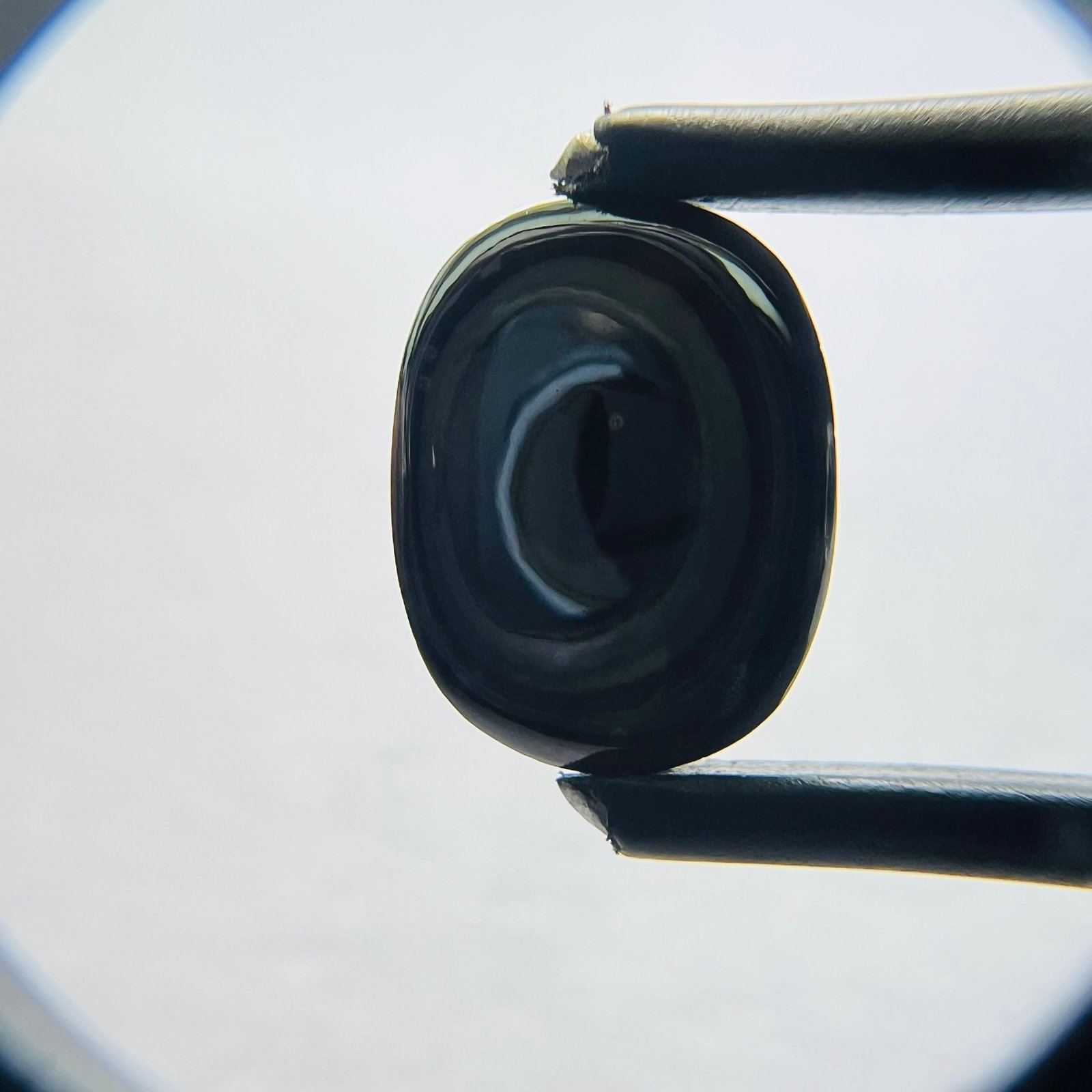Loose Diamond - CUSHION BRILLIANT 2.2ct Black I1: Loose Diamond - CUSHION BRILLIANT 2.2ct Black I1 Source: This is a real non-mined Diamond that has been grown in a lab Shape: CUSHION BRILLIANT Carats: 2.2 Color: Black Certification: NONE Video: