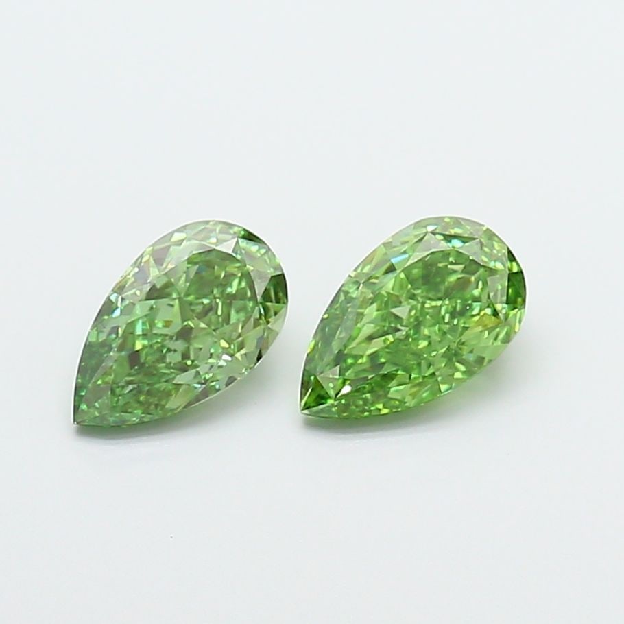 Loose Diamond - PEAR 1.0ct Fancy Vivid Green VVS2: Loose Diamond - PEAR 1.0ct Fancy Vivid Green VVS2 Source: This is a real non-mined Diamond that has been grown in a lab Shape: PEAR Carats: 1.0 Color: Fancy Vivid Green Certification: IGI Video: