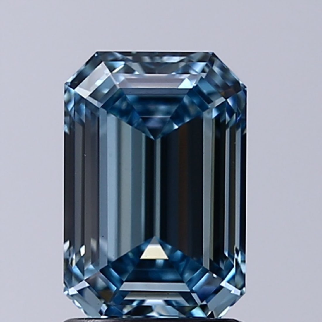 Loose Diamond - EMERALD 1.72ct Fancy Intense Greenish Blue VS1: Loose Diamond - EMERALD 1.72ct Fancy Intense Greenish Blue VS1 Source: This is a real non-mined Diamond that has been grown in a lab Shape: EMERALD Carats: 1.72 Color: Fancy Intense Greenish Blue Cert