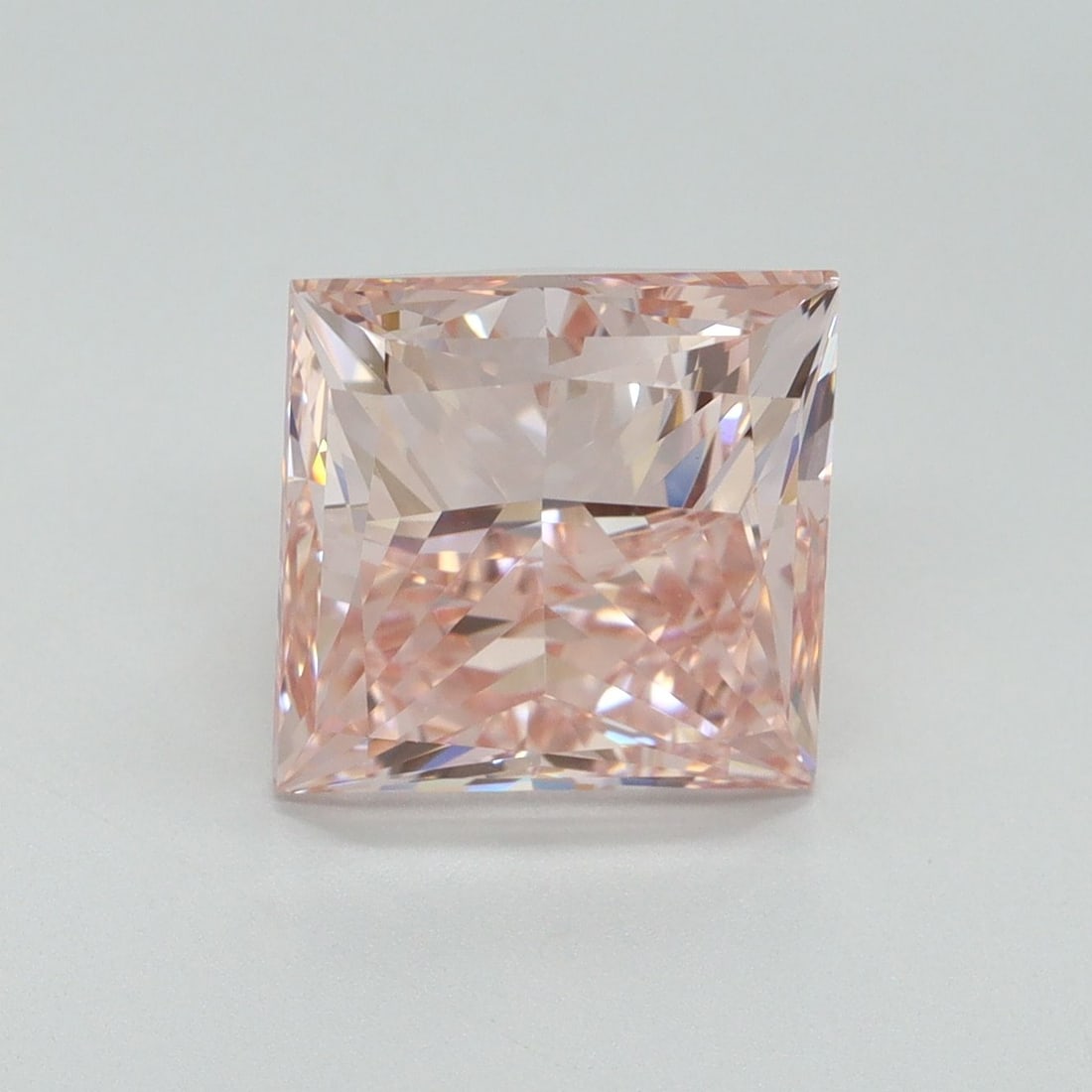 Loose Diamond - PRINCESS 5.0ct Fancy Intense Pink VS1: Loose Diamond - PRINCESS 5.0ct Fancy Intense Pink VS1 Source: This is a real non-mined Diamond that has been grown in a lab Shape: PRINCESS Carats: 5.0 Color: Fancy Intense Pink Certification: IGI Vid